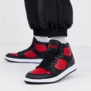 Nike Air Jordan Access Bred Black Red Mens 7.5 AR3762-006 Mid Jumpman sneakers